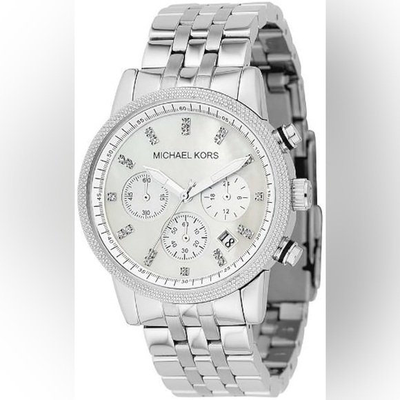 Michael Kors Silver Watch - Picture 3 of 3